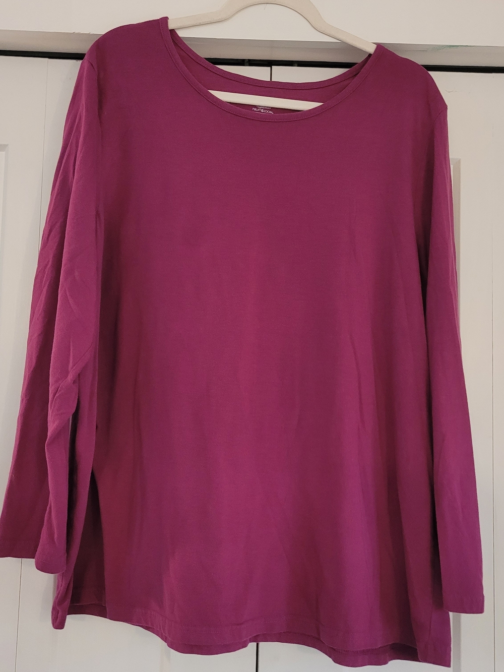 Fruit of the Loom Women's Berry Long-Sleeve Crewneck Top